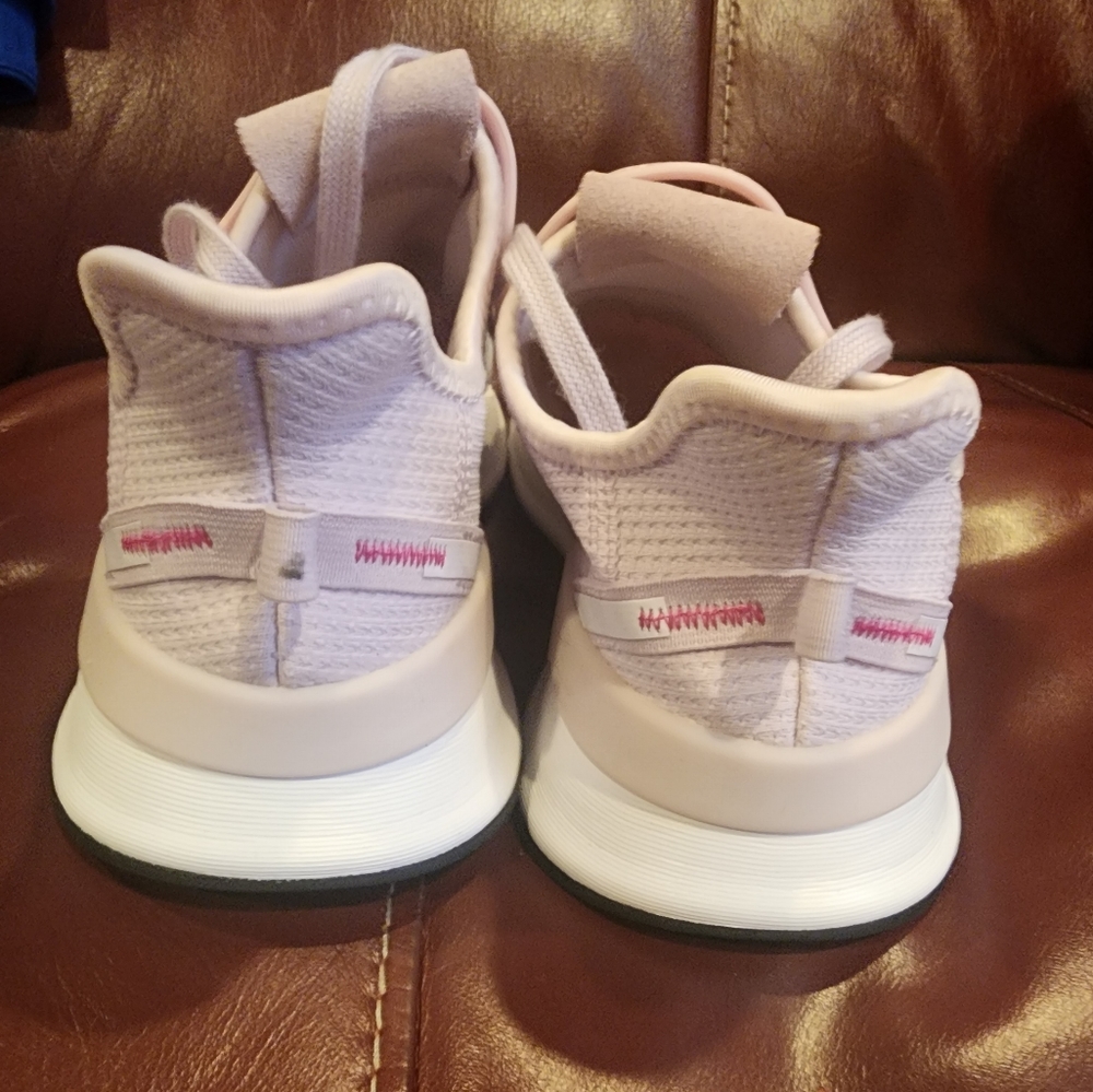 NW/OB Adidas Youth Big Kids Originals Trainers u_ Path Run J G28112 Pink US 6.5
